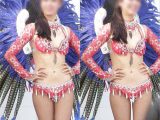 スーパーモデル級のルックスにスタイルの美女サンバダンサー