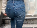 【スキニーデニムのデカエロ尻】スキニーエロデニムのムッチリモッチリお尻を惜しみなく晒す卑猥な女。【433】