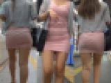 【電車対面パンチラ52☆続編】☆歩行観察記録/マシュマロ艶ボディお姉さん！
