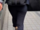 パンツスーツがむちむちすぎるOL！街13
