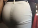 《第二回・最高傑作の再販！！！》　【国宝級の美尻！！パンツから浮き出る隆起がヤバい着衣尻】