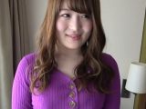 色白美肌の25歳スポーツショップ店員が初ハメ撮りでFカップの巨乳を揺らして喘ぐ