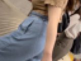 むちむちおっぱいを主張するお姉さん202