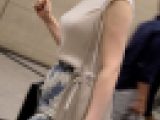 爆乳がたわわ！すごい乳をした美人お姉さん275