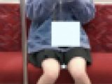 ニットミニスカ美脚美女