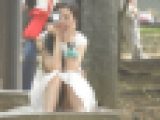 （ＦＨＤ）休憩する事に夢中になり、パンティーが見えている可愛い女のコを撮影しました！！番外編４８－３