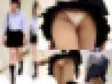 《2カメ撮り》協力のもと撮れた校内階段下から制服女子無防備追い撮りパンチラ～食い込みパンツモロ見えSP