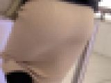 肉尻がブリブリなリブニットワンピOLさん489