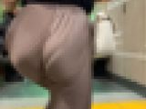 《Part2・パンティーでは抑えきれないボリューミーな尻肉》 No.2356【デカいパンティーをハミ出す尻肉】