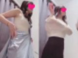 超絶美人の試着室に潜入盗撮！！小型カメラで生着替えをバッチリ隠し撮り（mp4）