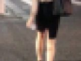 夜道を歩くエロミニスカ美女。ある日卑猥な声をかけられていた。