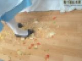 4-12　メイドさんはうっかり食材を落としてしまっても構わず踏みつけていく