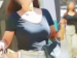 No.751プルプルとしたお乳の揺れを胸元OPENで見せつけたいお姉さんの誘惑