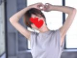 腋を見せる綺麗なお姉さん