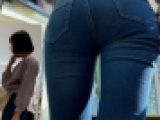 【4k】細身だけど意外と良い尻してる若い娘