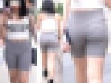 高画質 街の透けＰラインとマンスジ スパッツ美人
