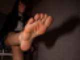 22歳制服コスプレの足の裏