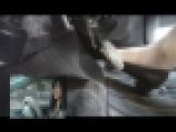 パンプスでドライブペダル