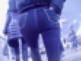 色っぽくて綺麗な美女がスキニーデニム履いて美巨尻パンパンにさせて階段登ってるよ