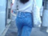 清楚エレガント美女がデニム履いてプリプリ美尻クネらせながら歩いてるよ