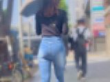 最高級のスーパーセレブエロボディ！お手本のような凄い美巨尻をパッツンさせて男を挑発！下品なスキニーデニム セレブ編