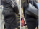 リクルートスーツOLさんの怒涛のエスカレーター追尾！