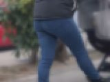 ガチセレブママの柔らかエロ美巨尻！パッツン＋ムニュ感たっぷりのスケベ尻で男を誘惑！下品なスキニーデニム 奥様編