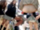 【鬼畜スカートめくり45】無防備制服ギャルがめくられ透けPもろ出し！店内で下半身丸出しめくり