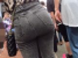 【肉厚デカ尻】スタイル抜群のくせして尻肉の厚みが半端ないお姉さんのブラックジーンズ着衣尻歩行。