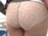OLいけないバイト　仕事帰りの生パンツ拝見