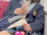 女子学生盗撮日記70 青チェック激カワショート童顔女子学生を電車対面とトイレ内で盗撮【※カメラ目線対面撮影バレ・23分超撮影】