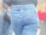 生意気小娘のワガママ爆尻！活きの良い張りのある肉厚デカケツをムニュらせて男を誘惑！ 下品なスキニーデニム ビッチ編