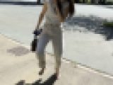 【完全裸足】第33弾！裸足で猛暑日の公園を歩く女性 part1