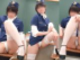 【フェチ動画】ショートカットの似合う黒髪メガネ女子大生！ミニスカポリスで見せる極薄の恥じらいTバックパンティ