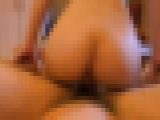 イチオシ！4K高画質！！ガチのNTR！マジの超淫乱変態人妻！！生が大好き！足コキで焦らし騎乗位で精子を全部しぼりとっちゃいました