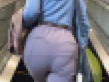【出社を急ぎ揺らす尻肉！】「美尻スラックスOL２選(2名)」