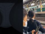 素人痴漢日記１１８TRAIN目★イヤホンで音楽を聴きながら電車を待つ女子の生態