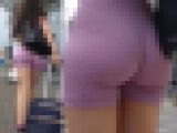 【フルHD】旅行中のデカ尻パンツライン