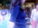極エロボディの美人お姉さんが美巨乳を突き出して歩く姿がイヤらしい