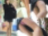 極小エロパンツ美女のモロ見えパンチラ盗撮〜生尻に釘付け