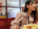 悲報！アイドル並みの彼女はオマンコとアナルをさらけ出し、喘ぎます！かれん２２才