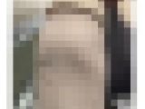 《ハチ切れないか心配だ！冬なのに極透けスカートのOL》