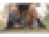 公園パンチラ１７　マ〇毛丸出しの透けパンツで伝説級のM字開脚を目撃しちゃいました
