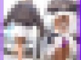 ギャル系お姉さんのフレアスカートが風に舞ってセクシーTバックが丸見え！
