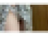 【シミパン】一瞬で奪われる視線：下着をこっそり脱ぎ、染みを見せる3分間