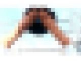 美人黒ギャルちゃんの美肌お尻に食い込むTバックパンチラ