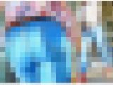 No.379パッツパツのデカ尻ラインを強調して終始左右に腰を振り歩くお姉さんの誘惑っぷりがスゴイ一品