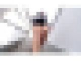 大きなお尻のポッチャリ爆乳OLお姉さんの階段パンチラ