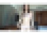 清楚系美人の21歳受付嬢が巨根で突かれてアソコをマン汁でベトベトにして喘ぐ